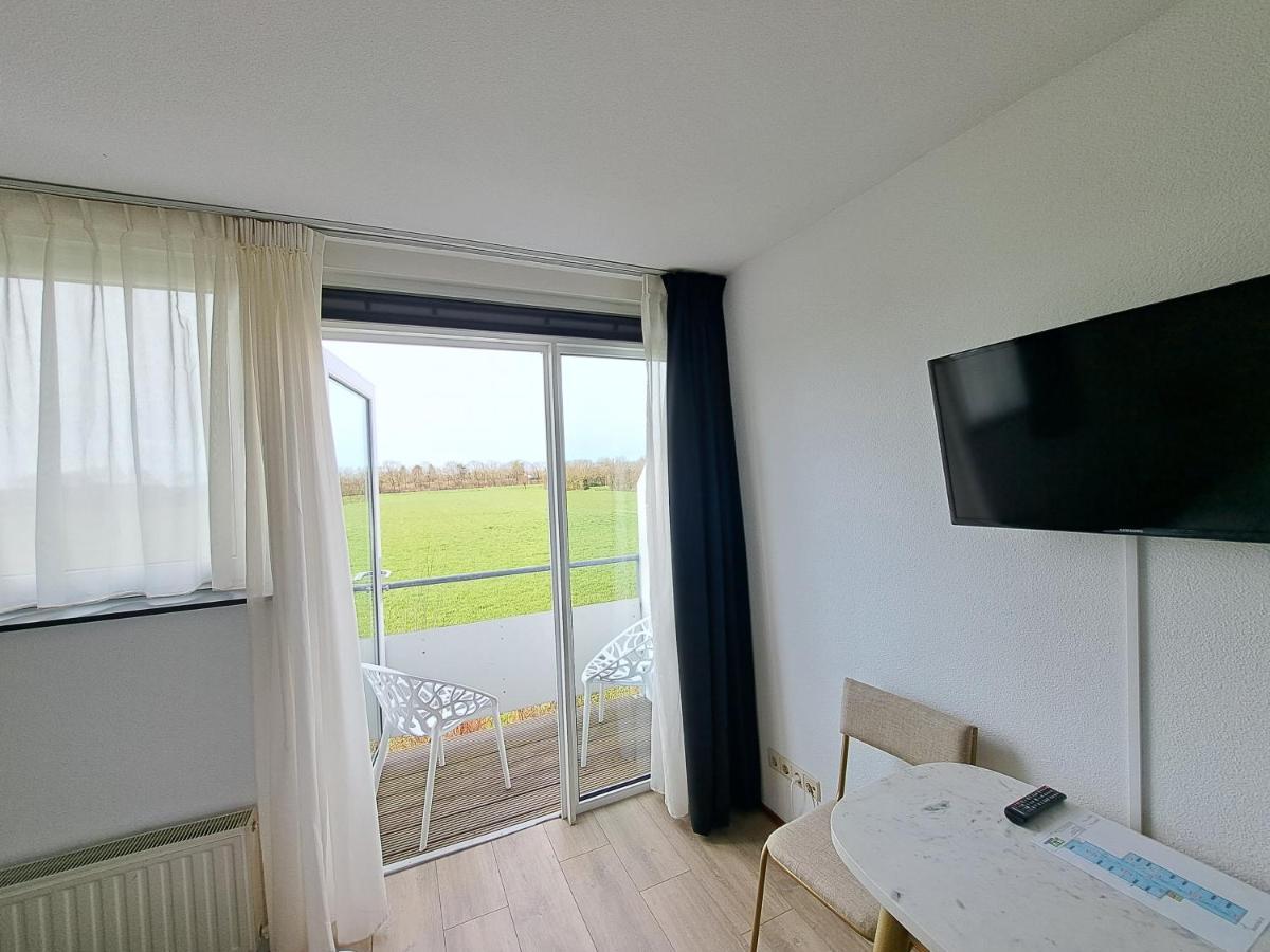 Seehotel Oostkapelle Exterior photo