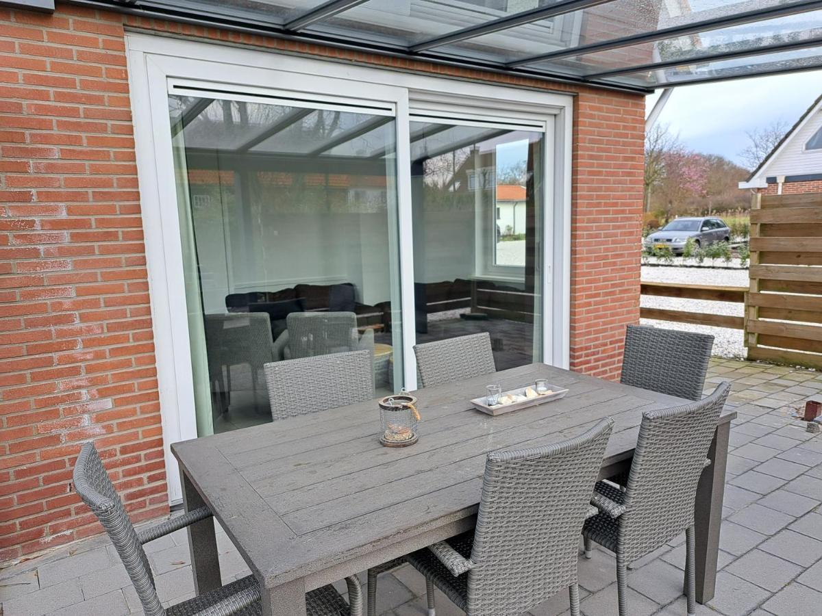Seehotel Oostkapelle Exterior photo