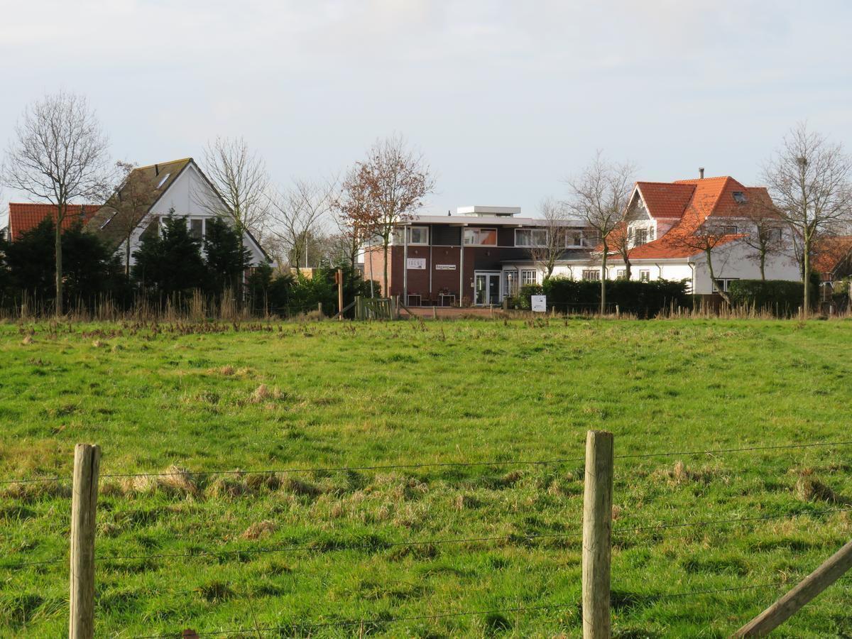 Seehotel Oostkapelle Exterior photo